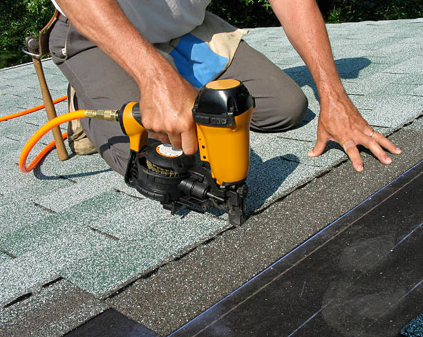 Best Best Roofing Contractors  in Milton, WV